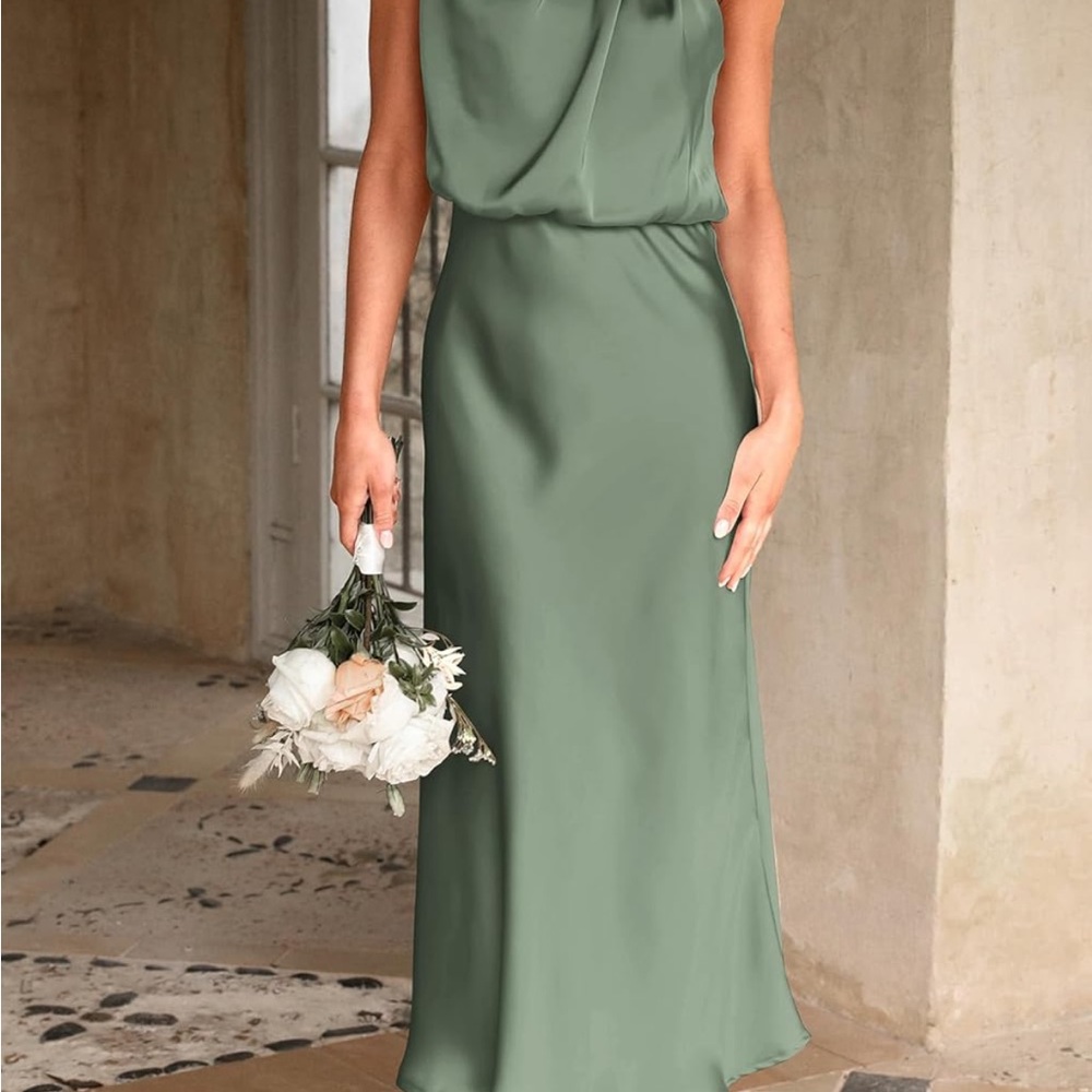 🐉 HOST PICK 🐉Elegant Green Sleeveless Dress - Picture 3 of 13